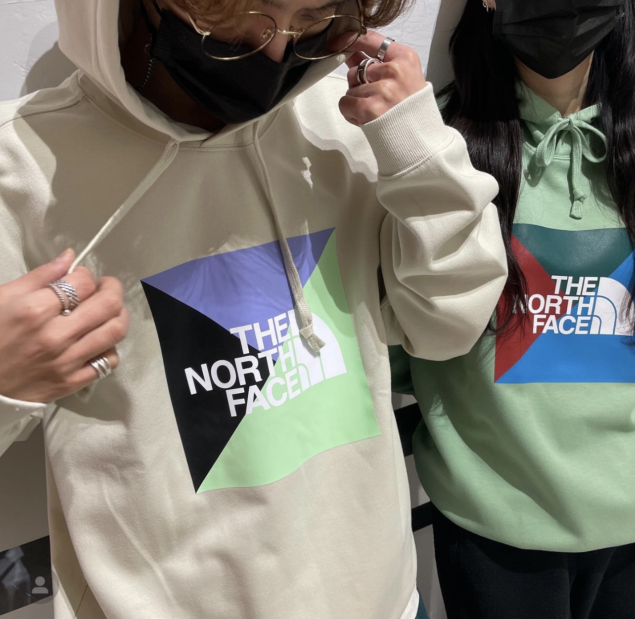 The North Face 北面 卫衣21春新款情侣帽衫 tnf 印花连帽NM5PM02 - 图1