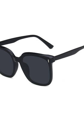 复古大框墨镜女款2025新款高级感显脸小防紫外线出游防晒太阳眼镜