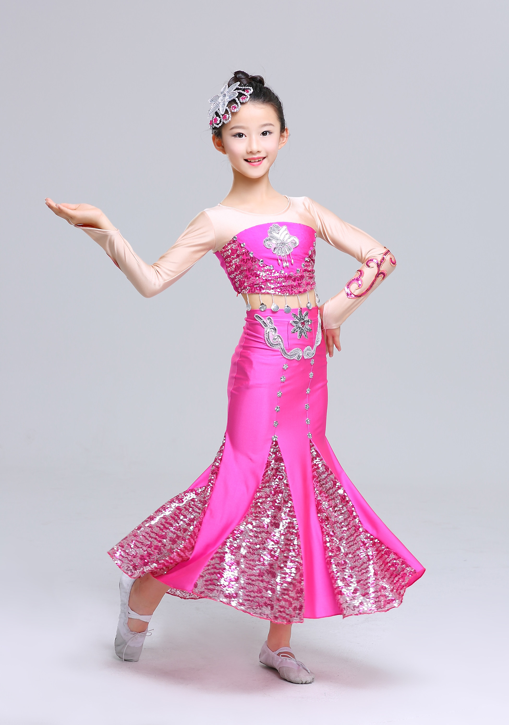 六一儿童演出服装女童幼儿少儿舞蹈裙傣族舞孔雀舞民族表演服
