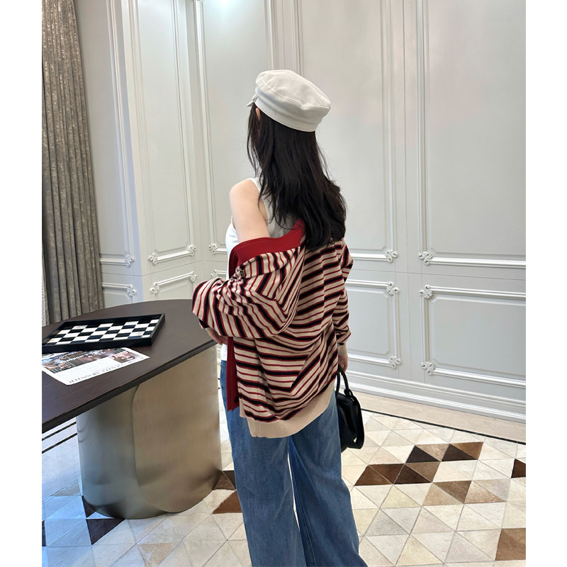 LeoＭami孕妇装秋款复古撞色条纹羊毛针织开衫时髦气质设计感外套,淘宝优惠券,粉丝福利购,淘宝优惠卷