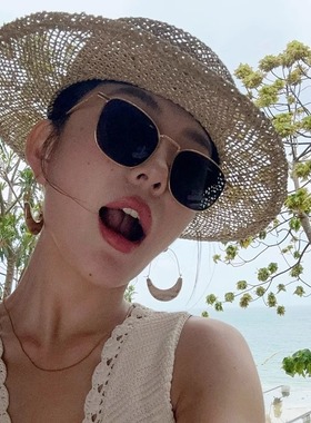 韩版复古老钱风男方形偏光墨镜女款显瘦旅游拍照防紫外线太阳眼镜