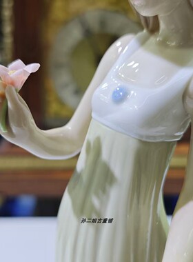 西班牙产Nao By Lladro雅致瓷偶社交淑女家居装饰摆件中古1990年