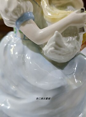 英国原产Coalport骨瓷鹅姑娘瓷偶家居装饰摆件限量发行中古1985年