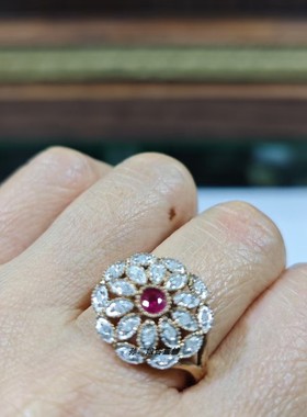 英国产Vintage珠宝9K黄金镶嵌天然红宝石钻石设计款戒指鸡尾酒戒