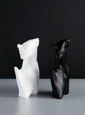 衣柜梳妆台轻奢风样板房装饰品