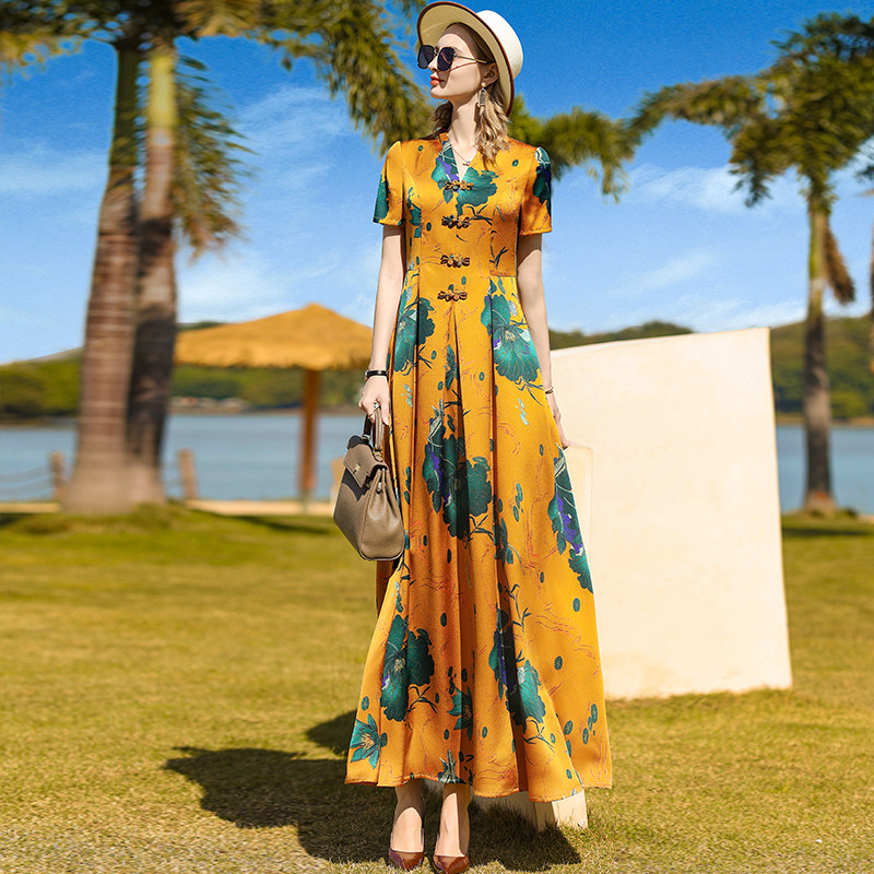  帝弗润驰连衣裙