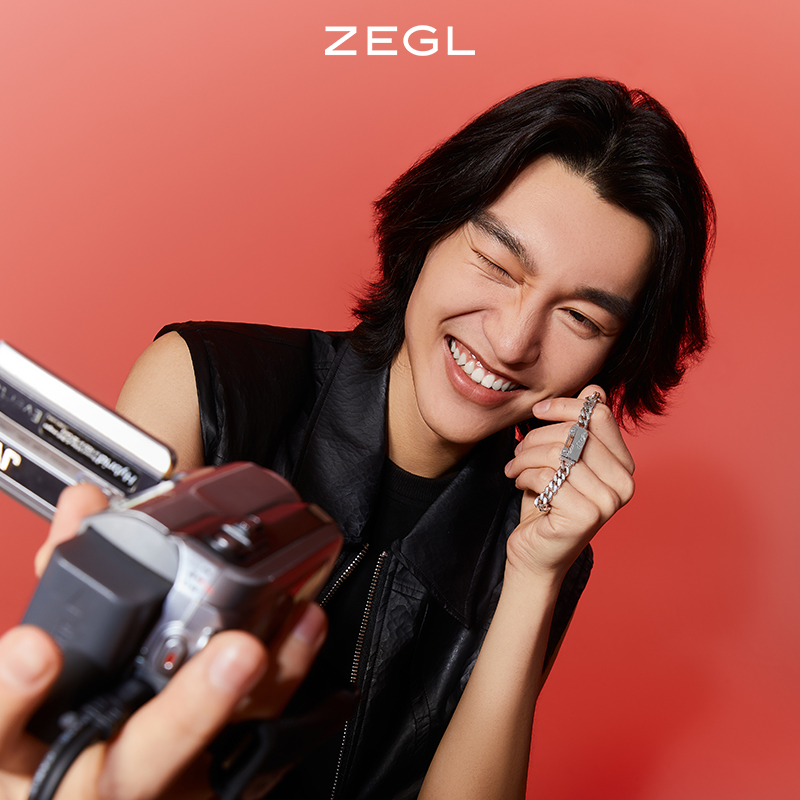 ZEGL一锁定情小情锁情侣款手链男一对月光宝盒送女友生日七夕礼物