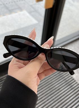 2023新款法式复古小香风珍珠墨镜