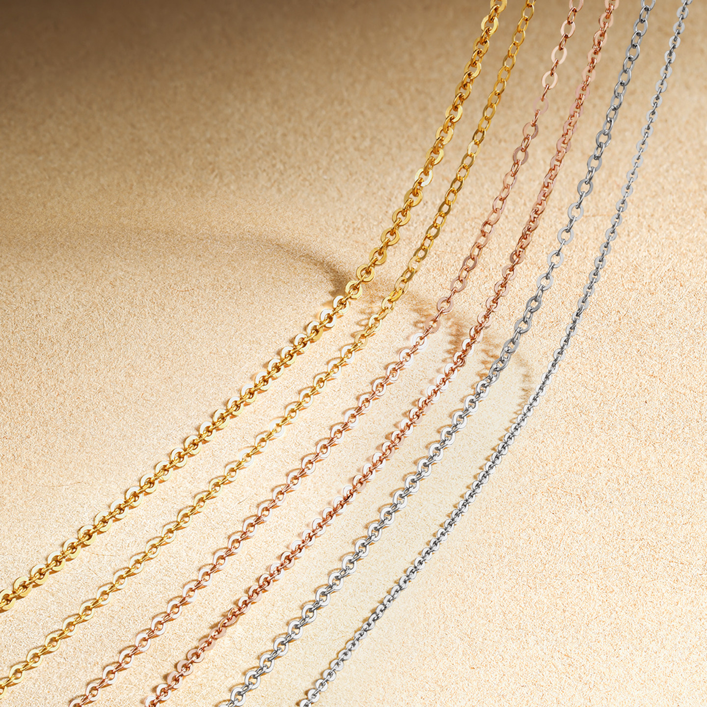 周六福18K金项链素链O字链多彩金黄金色玫瑰金锁骨链节日礼物