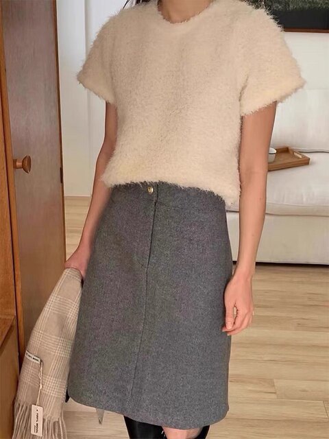 Dark gray woolen half-length women's A-line skirt black