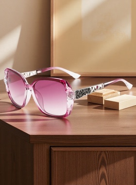 大脸太阳镜女开车专用驾驶2025新款骑车防紫外线防强光高级感墨镜