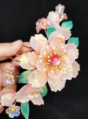 琉璃粉金渐变色花瓣野牡丹