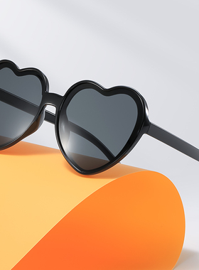 新款桃心太阳镜时尚防紫外线