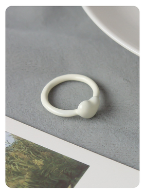 秦岚同款爱心戒指早秋新款玉质甜美通勤小众可爱立体爱心珐琅戒指