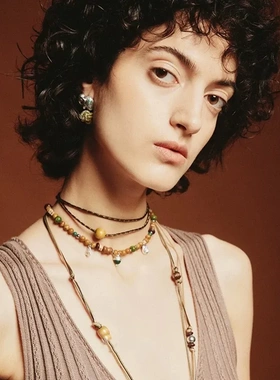 SWA*家山丘系列榛果串珠项链小众设计复古高级感木珠天然石锁骨链