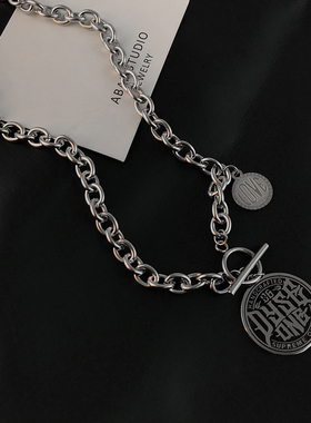 朋克风字母吊坠情侣锁骨链