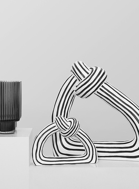 密度轻奢风树脂电视柜装饰摆件