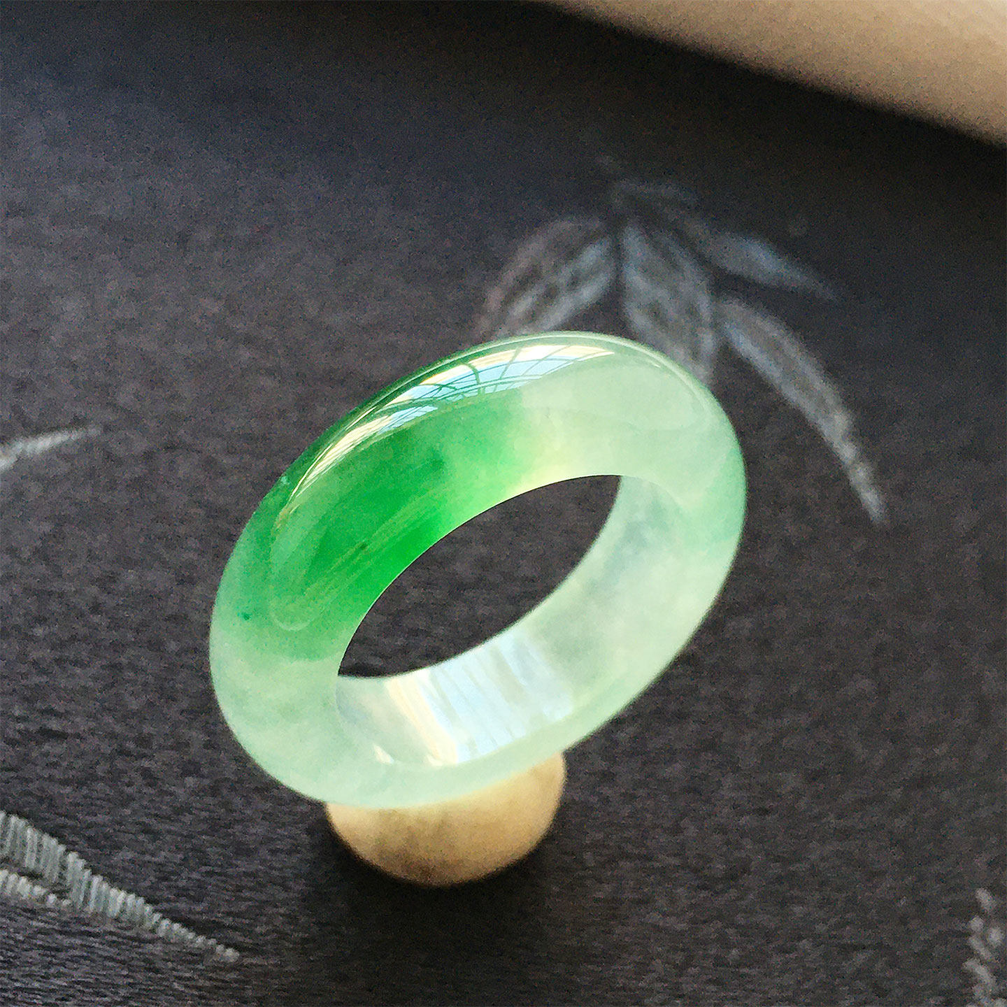 天然缅甸老坑翡翠冰种冰飘绿帝王绿辣绿冰绿玉石戒指指环戒圈扳指,淘宝优惠券,粉丝福利购,淘宝优惠卷