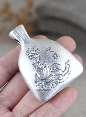 金鹿王足银复古祥云莲花项饰毛衣