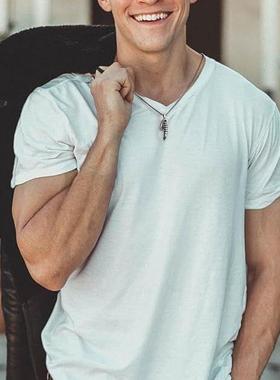 欧美搞怪鸡儿吊坠项链饰品钛钢设计小众嘻哈街头卫衣锁骨链不掉色