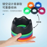 Одержка с поддержкой баскетбола круглый мяч, поддерживающий мячи, размещенные футбольные волейбольные регби, помещая вентиляторы стойки в помещении