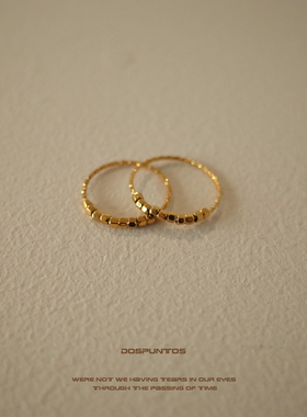 DosPuntos小众金色小方块戒指