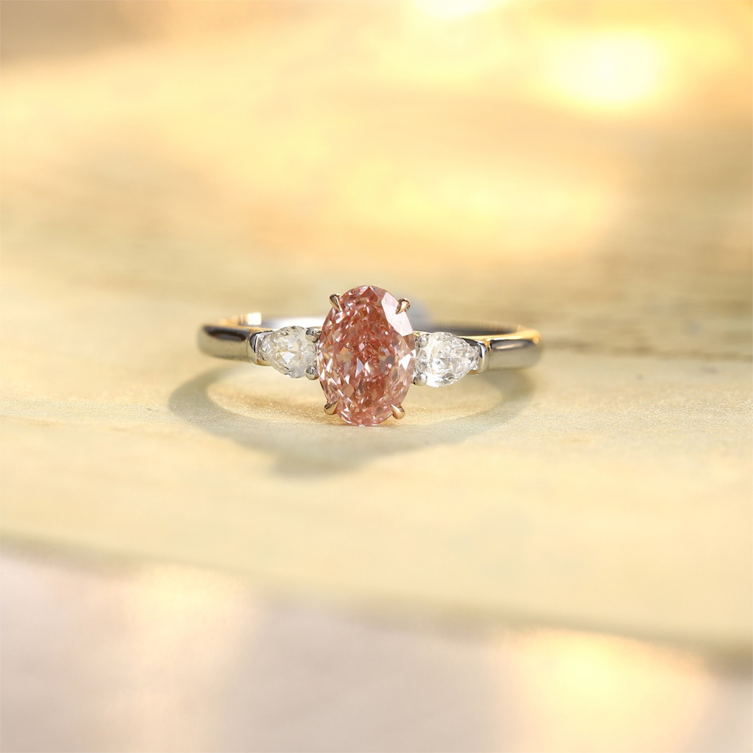 Lab-grown diamond oval pink diamond triple stone ring ring Chinese Valentine's Day birthday gift design customization