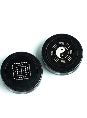 可旋转紫光檀镶银双面解压手把件