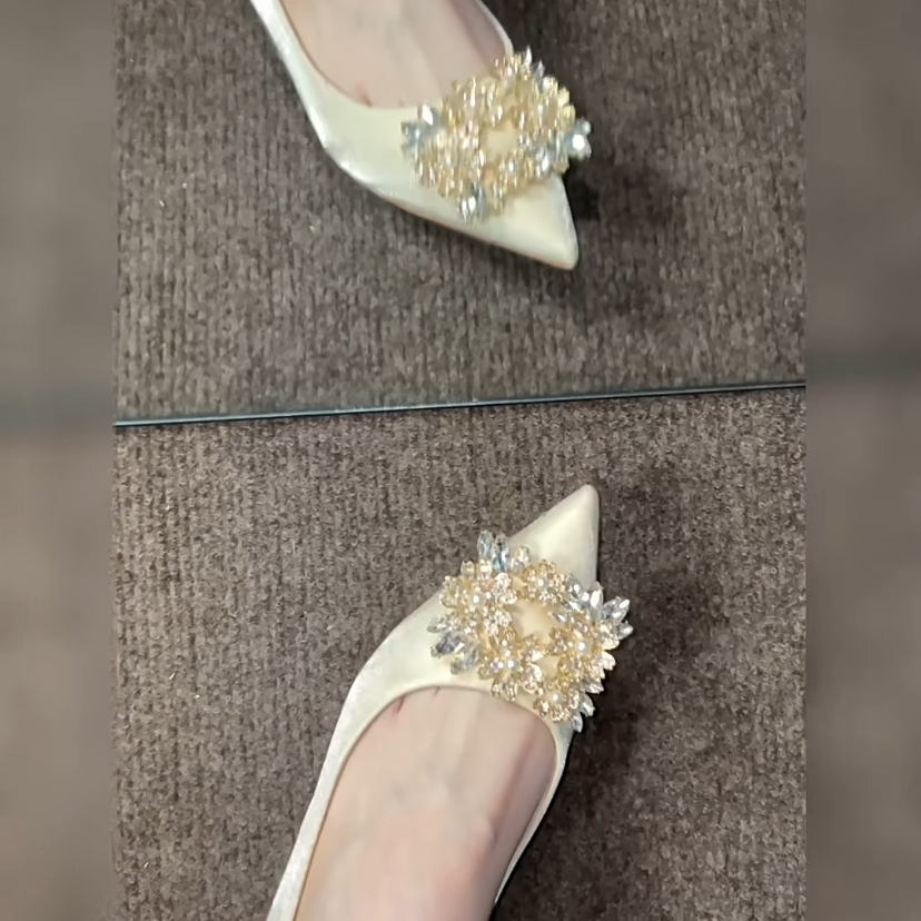 2025新款婚纱新娘婚鞋法式绸缎香槟色水钻尖头细跟高跟鞋女不累脚,淘宝优惠券,粉丝福利购,淘宝优惠卷