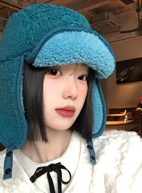 蓝色羊羔绒针织护耳雷锋帽女冬季