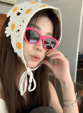 玫红色多巴胺辣妹猫眼墨镜高级感