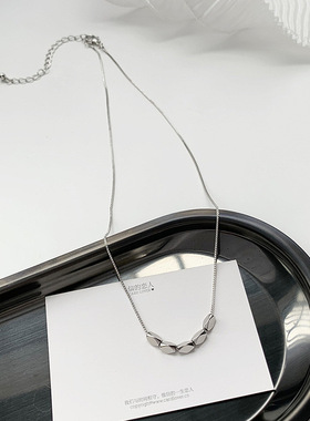 钛钢轻奢小银豆锁骨链女