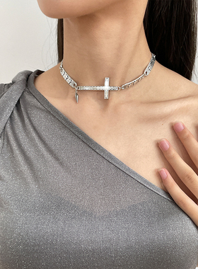 银色未来感金属十字架锁骨链