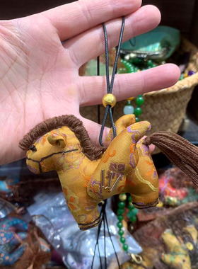 新中式手工真丝宋锦小飞马项链