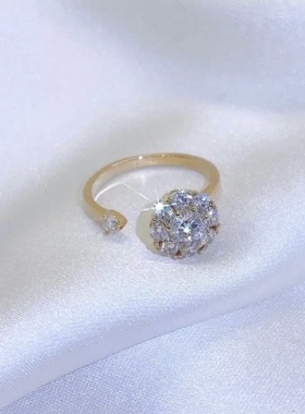 阿黛丽女锆石旋转戒指