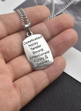 字母军牌吊坠项链男长款毛衣链