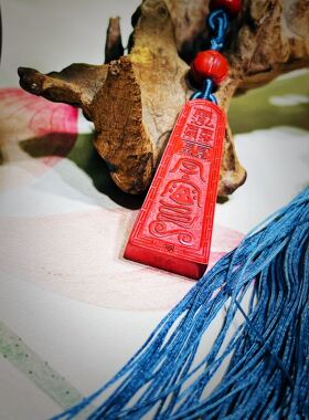 灵丹真朱砂高含量保真朱砂五雷号令吊坠男女款本命年护身挂件挂饰