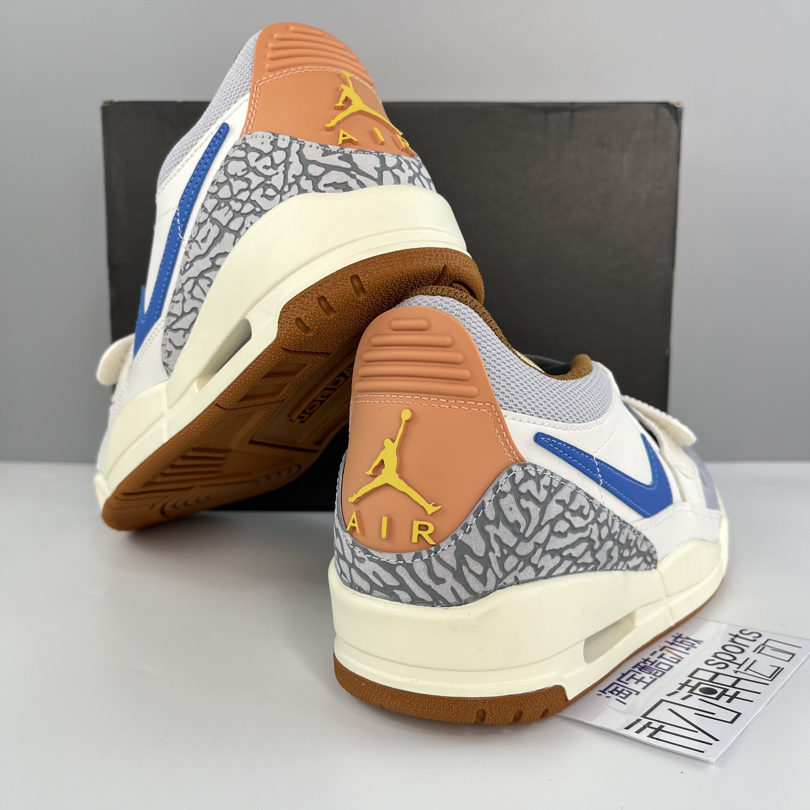 Jordan Legacy312龙年限定米灰蓝男子爆裂纹篮球鞋 HF0746-041 - 图2