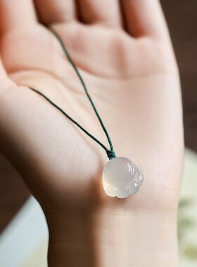 天然冰种玉髓猫爪吊坠锁骨链可爱女生宝宝小孩玉石坠子项链挂件