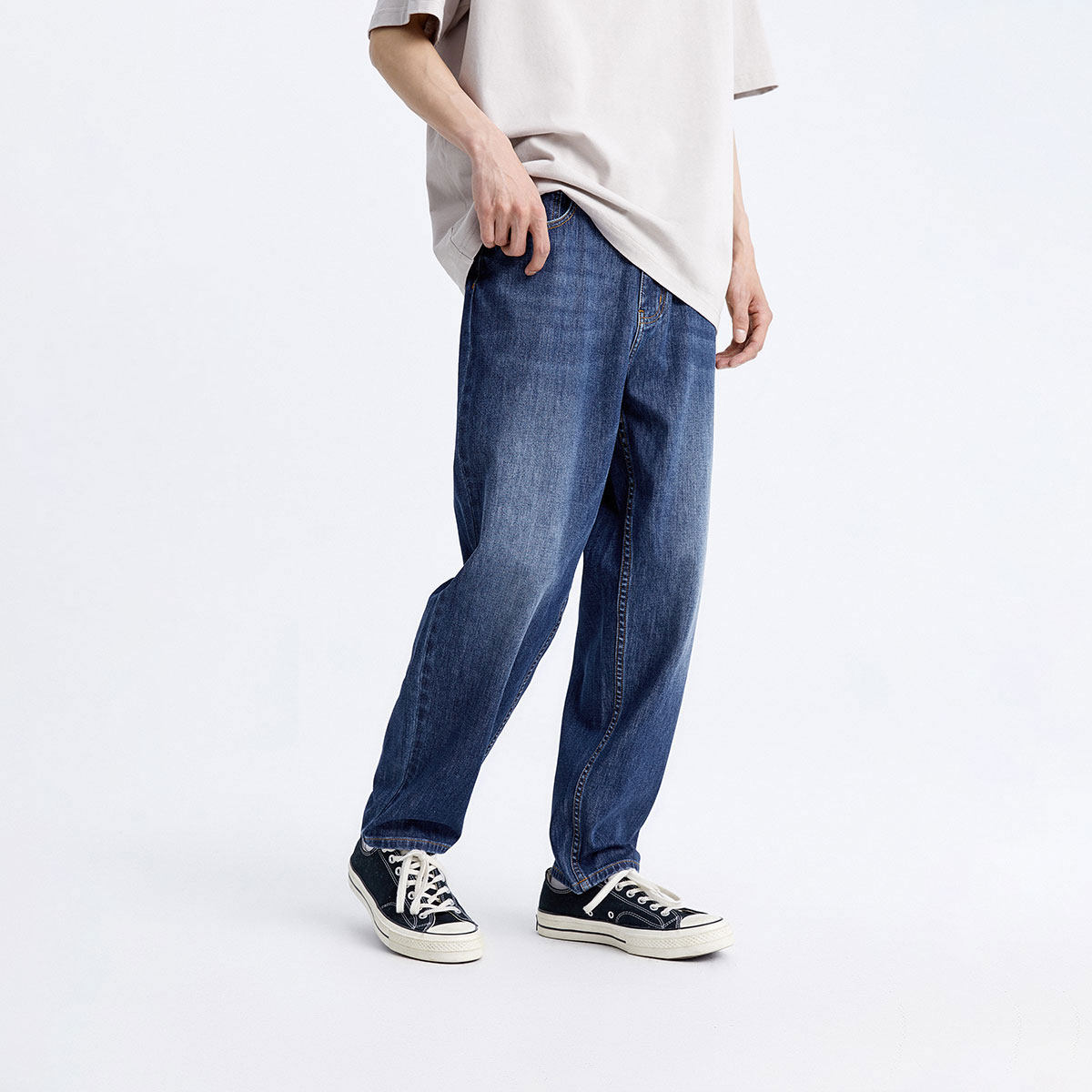  太平鸟男装牛仔裤