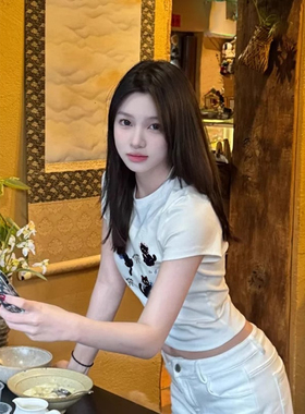 可爱小猫咪印花正肩短袖T恤女夏季白色甜酷辣妹修身短款露脐上衣