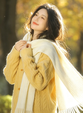 秋冬款韩版白色围巾女加厚保暖学院风简约流苏百搭长款高级感围脖