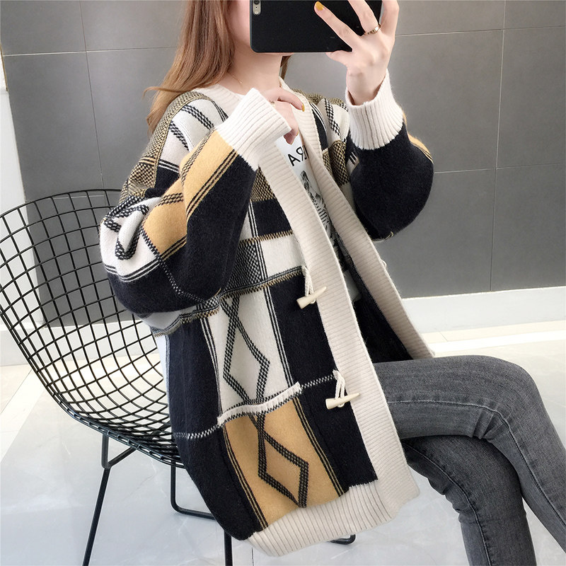  歌慕妮毛针织衫