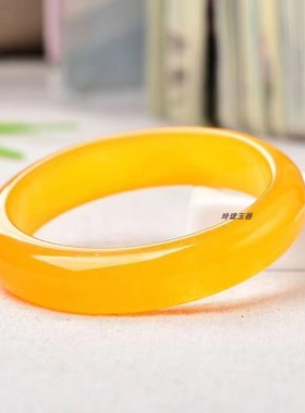 天然冰种黄玉髓手镯时尚百搭