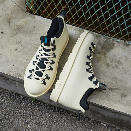 native fitzsimmons on feet