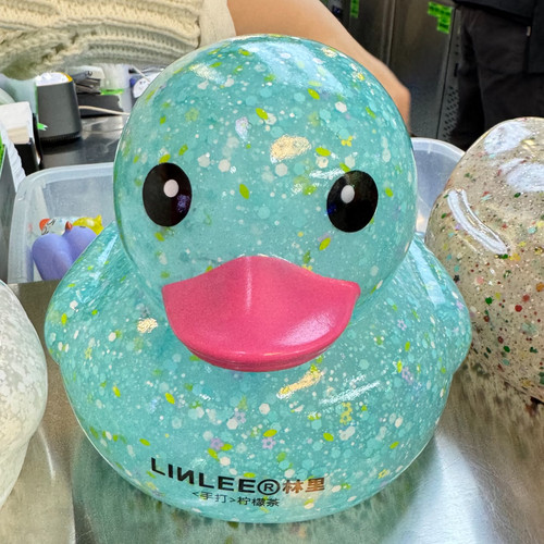 林里大鸭子亮片鸭樱花星空果冻鸭大号鸭周边玩具摆件 - 图1