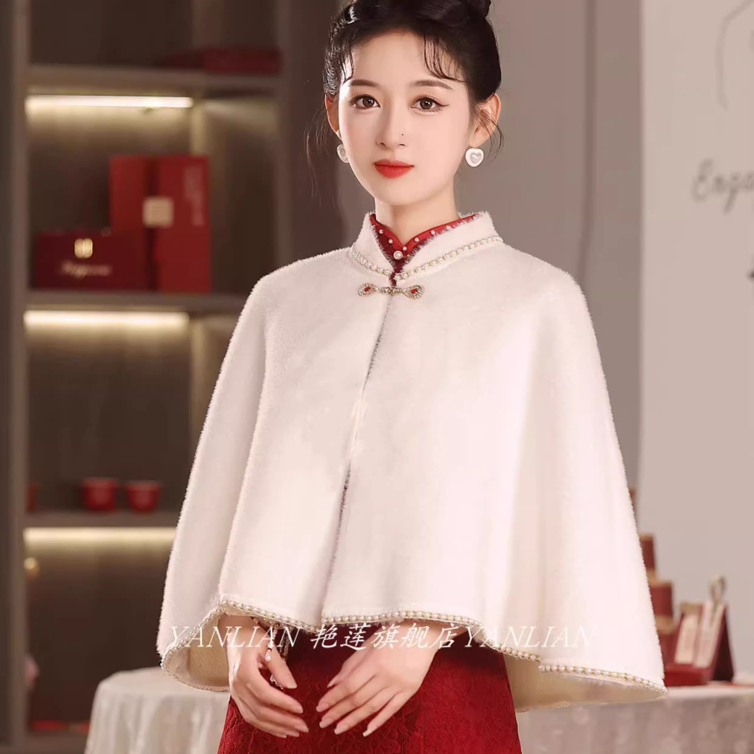 婚纱毛披肩保暖旗袍敬酒服新娘订婚礼服结婚斗篷外套披风秋冬季女 - 图2