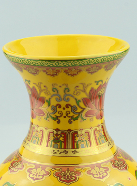 陶瓷花瓶浮雕彩绘莲花供水瓶摆件