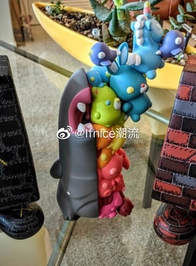 【Ifnice】Kaws Wonderwall 迷墙 砖头 2012 玩具 片山政通