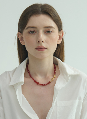 浆果蜜法式红珠子不规则项链